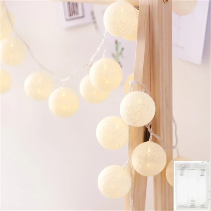 Radientia Cotton Ball Garland Fairy Lights – 6m, 40 LED