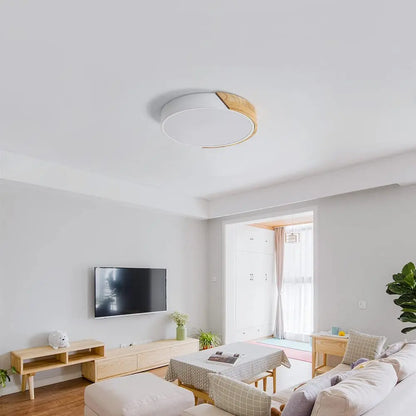 Radientia Round Wooden LED Ceiling Light – 24W, Ø30cm, Cool White
